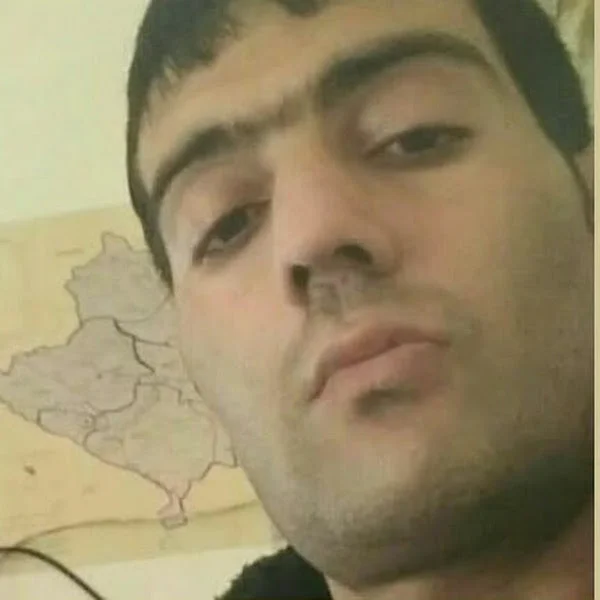 علی