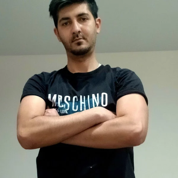 Arash Ravan