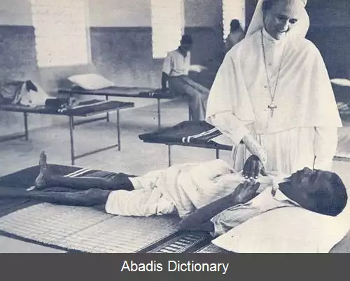 عکس زنان در کلیسای کاتولیک