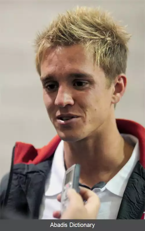 عکس استوارت هولدن