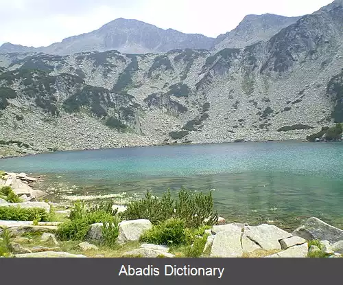 عکس دریاچه کوهستانی
