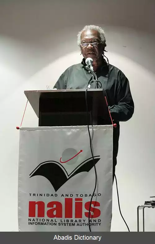 عکس آستین کلارک (رمان نویس)