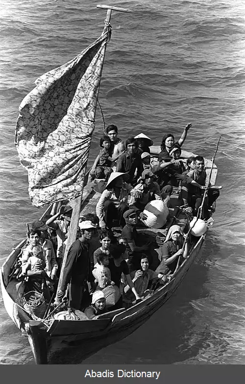 عکس پناهندگان قایق سوار