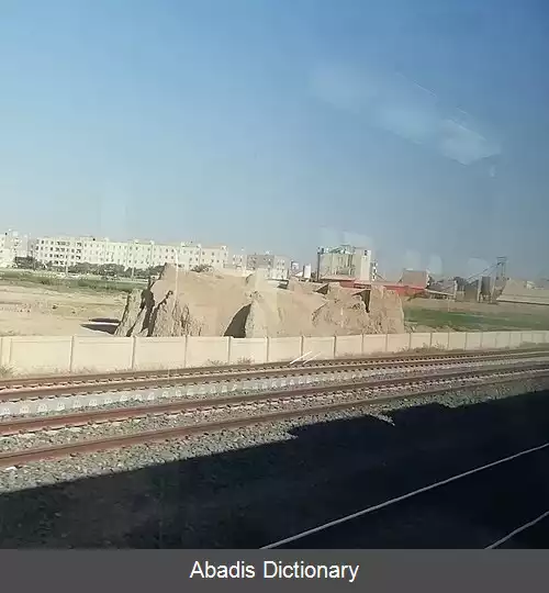 عکس بقایای قلعه پوئینک