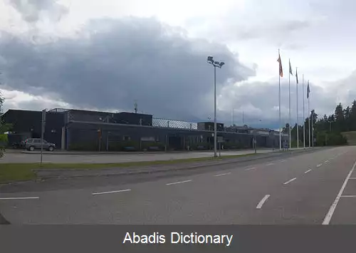 عکس فرودگاه یووسکوله