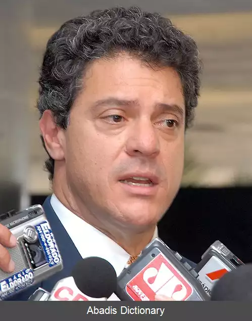 عکس روگر آگنلی