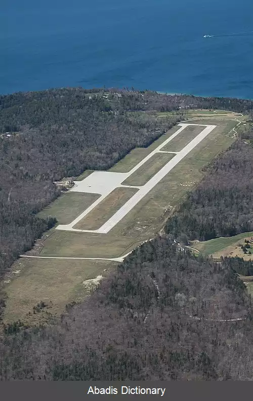 عکس فرودگاه جزیره مکیناک