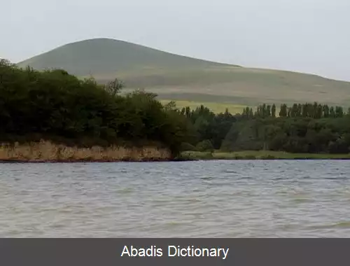 عکس دریاچه تامبوکان