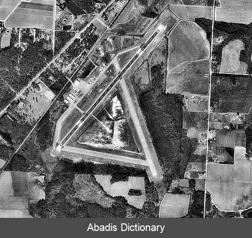 عکس فرودگاه شهری مولتری