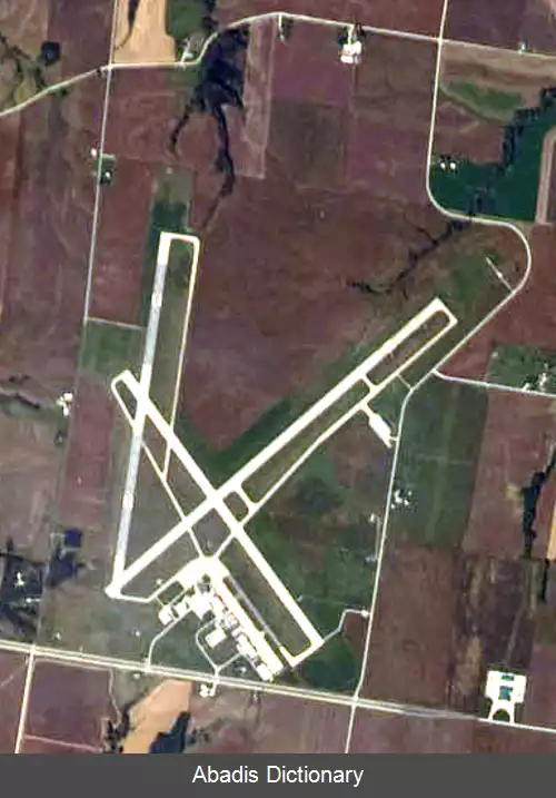 عکس فرودگاه محلی کوینسی