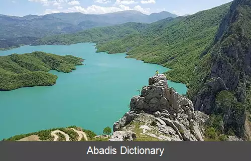 عکس دریاچه بوویلا