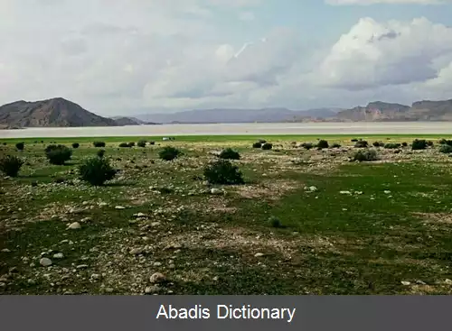 عکس دریاچه شهرپیر
