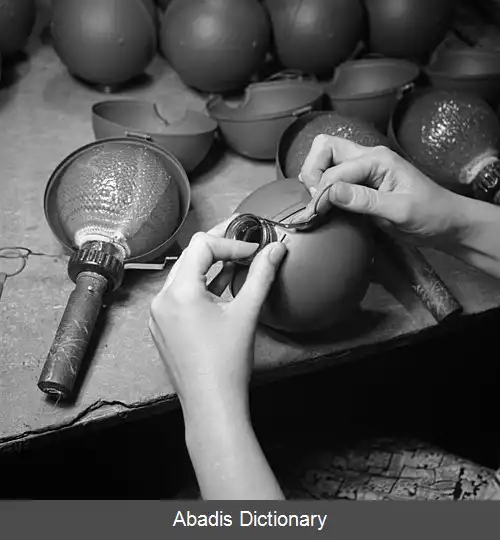 عکس بمب چسبنده