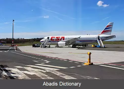 عکس فرودگاه کارلووی واری