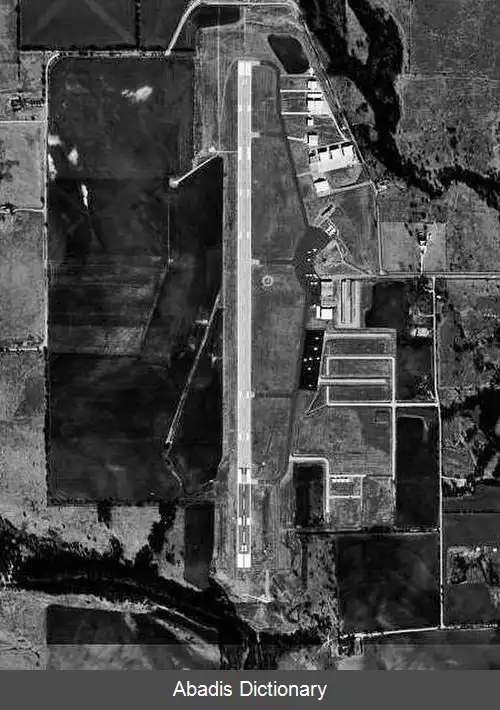 عکس فرودگاه شهری دنتن