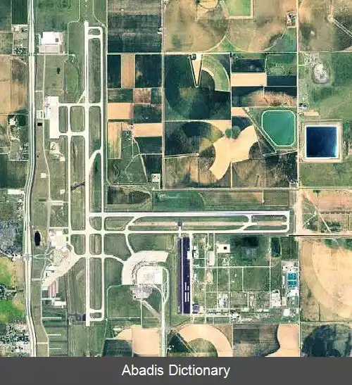 عکس فرودگاه بین المللی لوبوک پرستون اسمیت