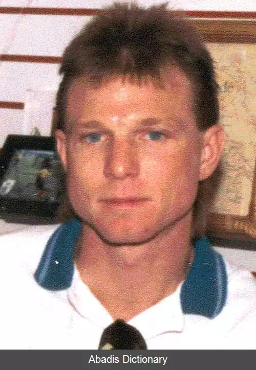 عکس استیو تریتشو