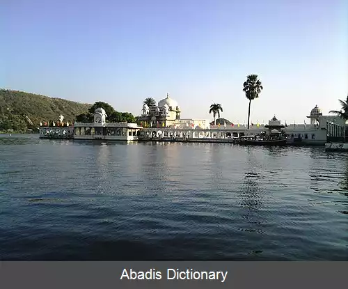 عکس دریاچه پیچولا