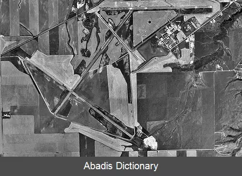 عکس فرودگاه شهری لوئیزتون