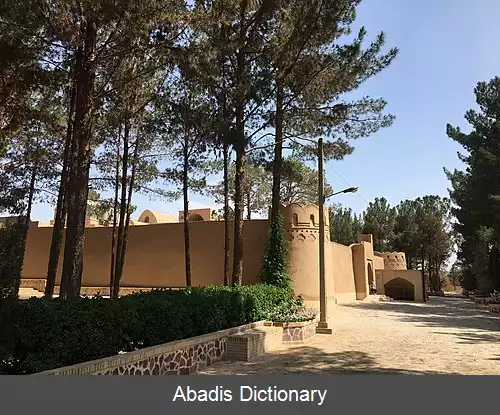 عکس قلعه ستی پیر (اسدان)