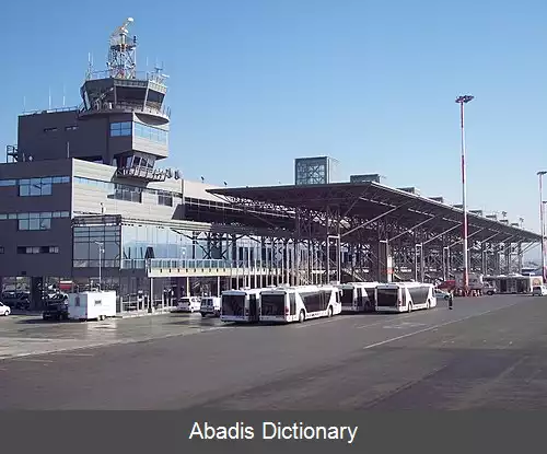 عکس فرودگاه بین المللی سالونیک