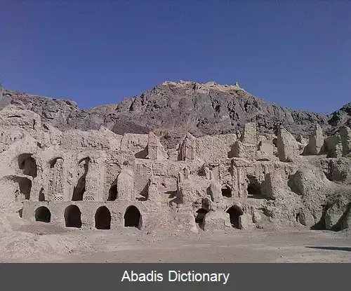 عکس آثار باستانی کوه خواجه (کوه رستم)