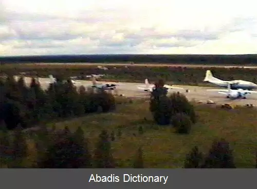 عکس فرودگاه پلستسی