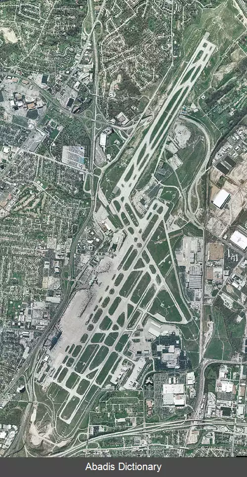 عکس فرودگاه بین المللی لامبرت ست لوی